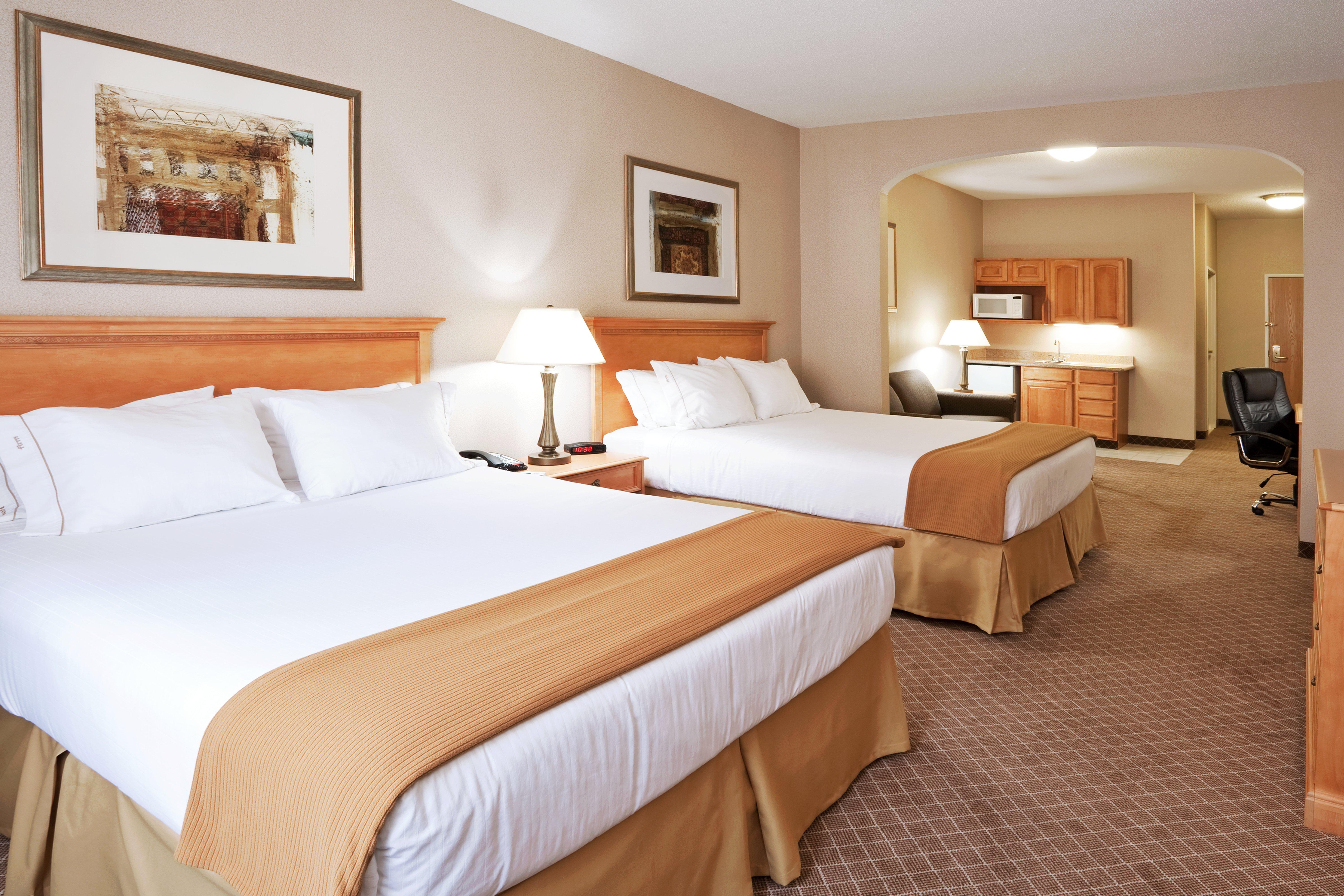 Holiday Inn Express Hotel & Suites Chesterfield - Selfridge Area By Ihg Dış mekan fotoğraf