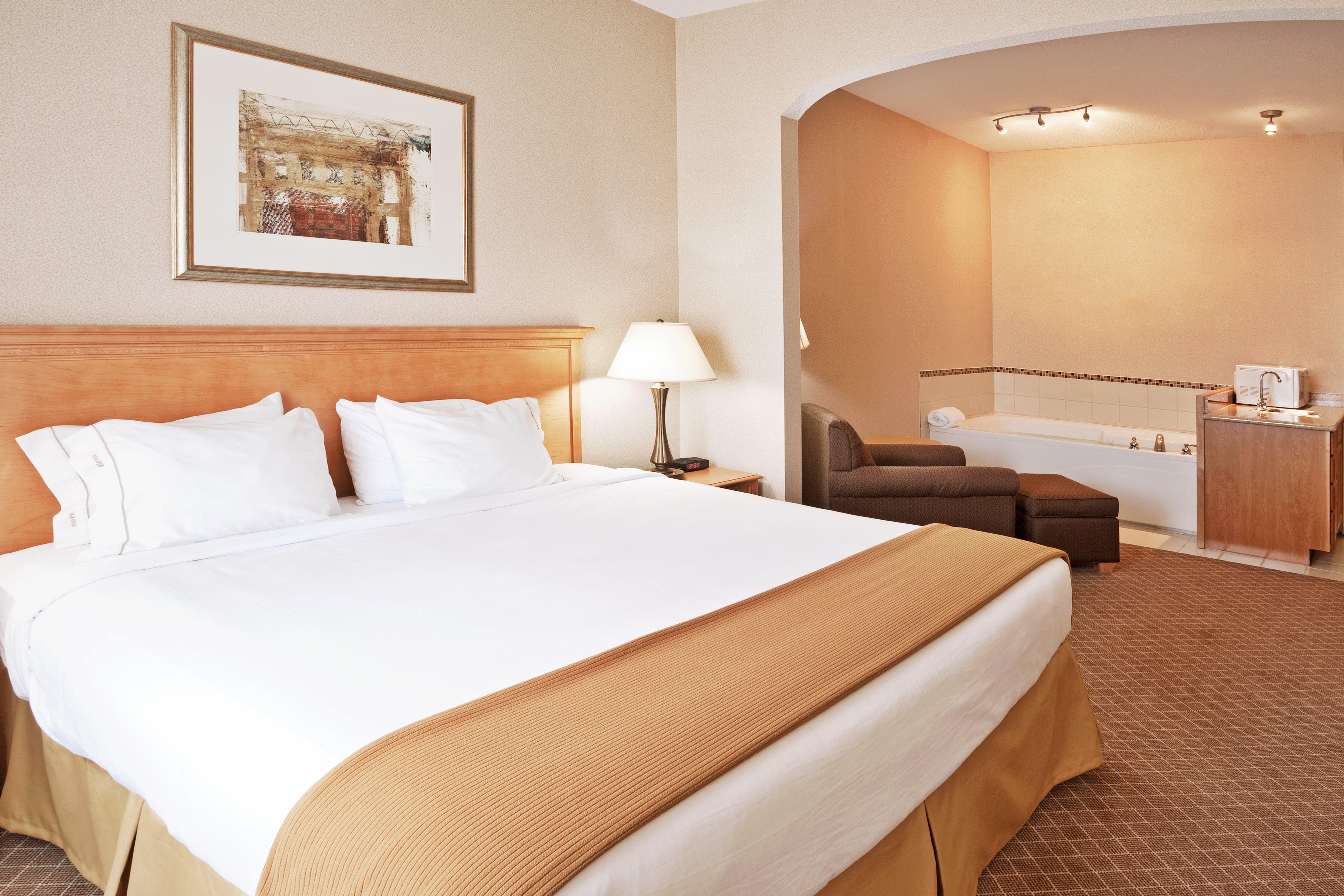 Holiday Inn Express Hotel & Suites Chesterfield - Selfridge Area By Ihg Dış mekan fotoğraf