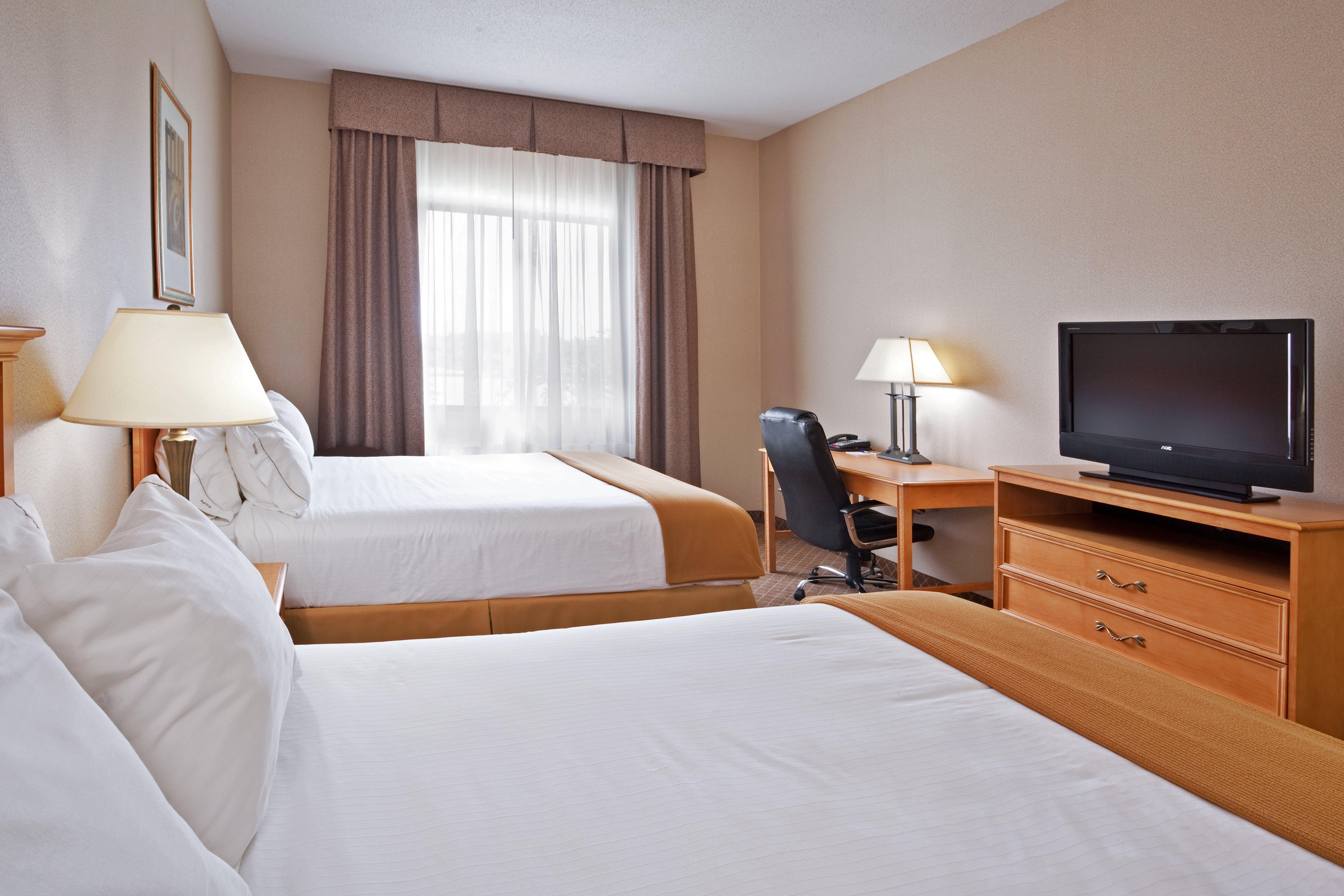 Holiday Inn Express Hotel & Suites Chesterfield - Selfridge Area By Ihg Dış mekan fotoğraf