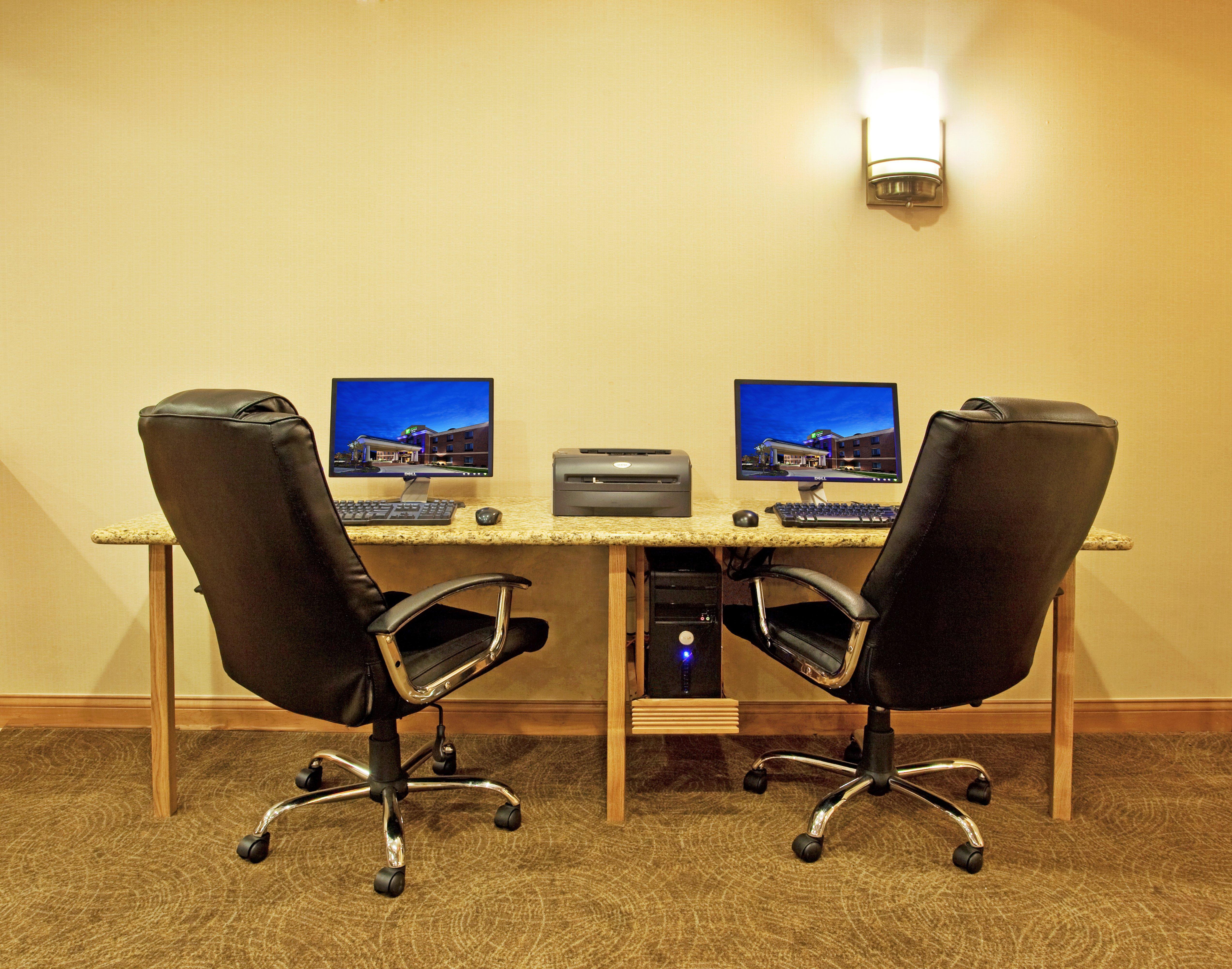 Holiday Inn Express Hotel & Suites Chesterfield - Selfridge Area By Ihg Dış mekan fotoğraf