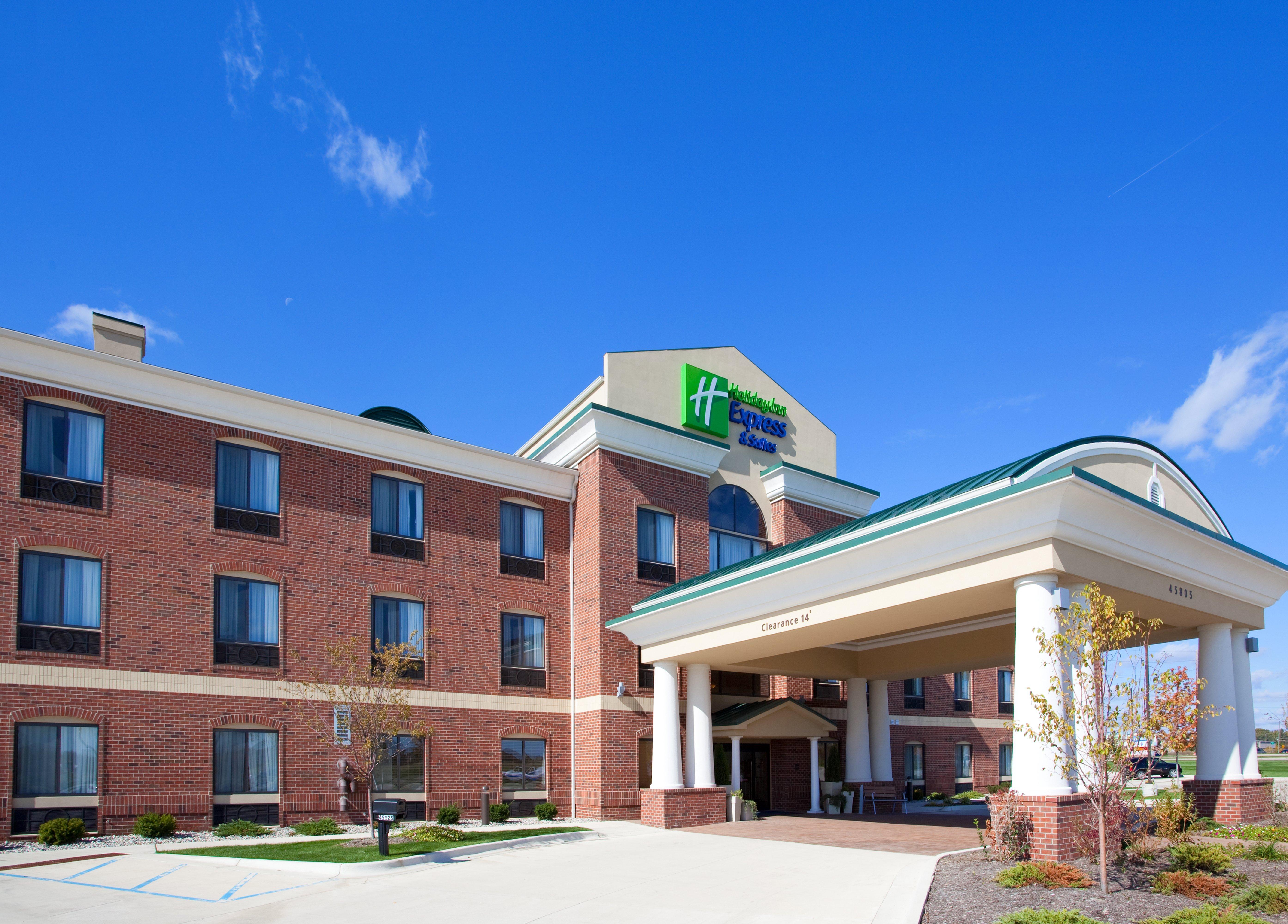 Holiday Inn Express Hotel & Suites Chesterfield - Selfridge Area By Ihg Dış mekan fotoğraf