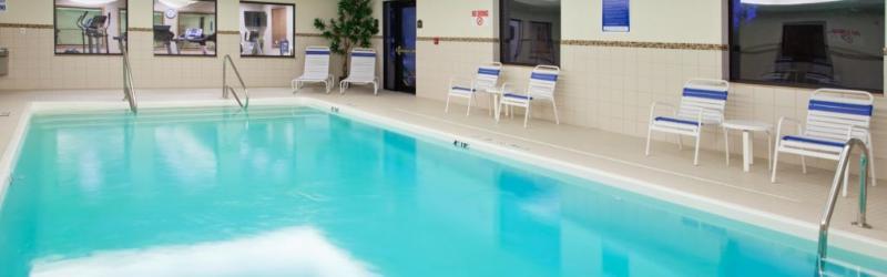 Holiday Inn Express Hotel & Suites Chesterfield - Selfridge Area By Ihg Dış mekan fotoğraf